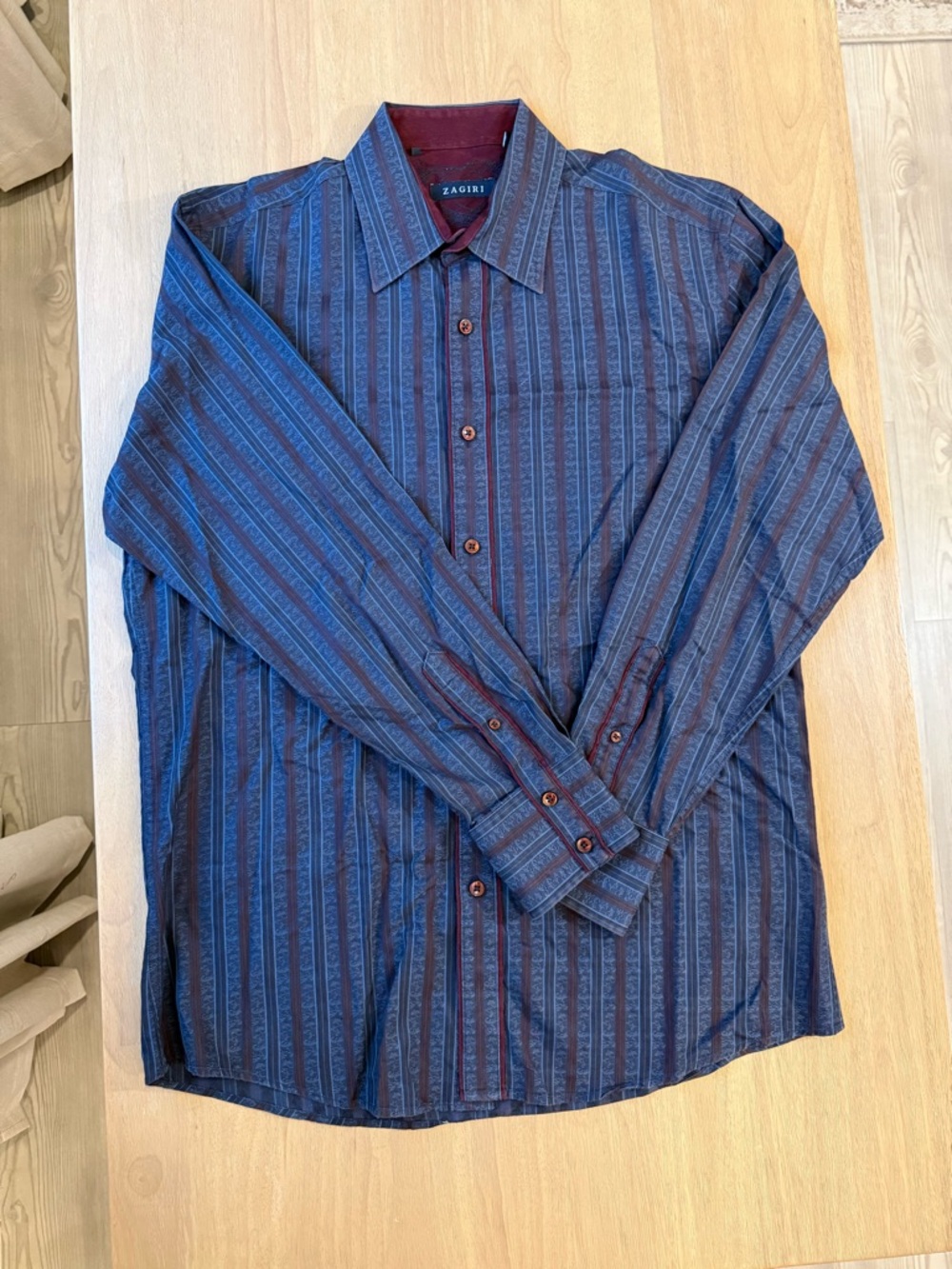 Zagiri Men's Navy and Burgundy Striped Western Long Sleeve Button-Down Shirt M